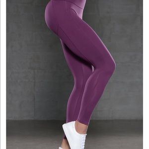 Bombshell leggings